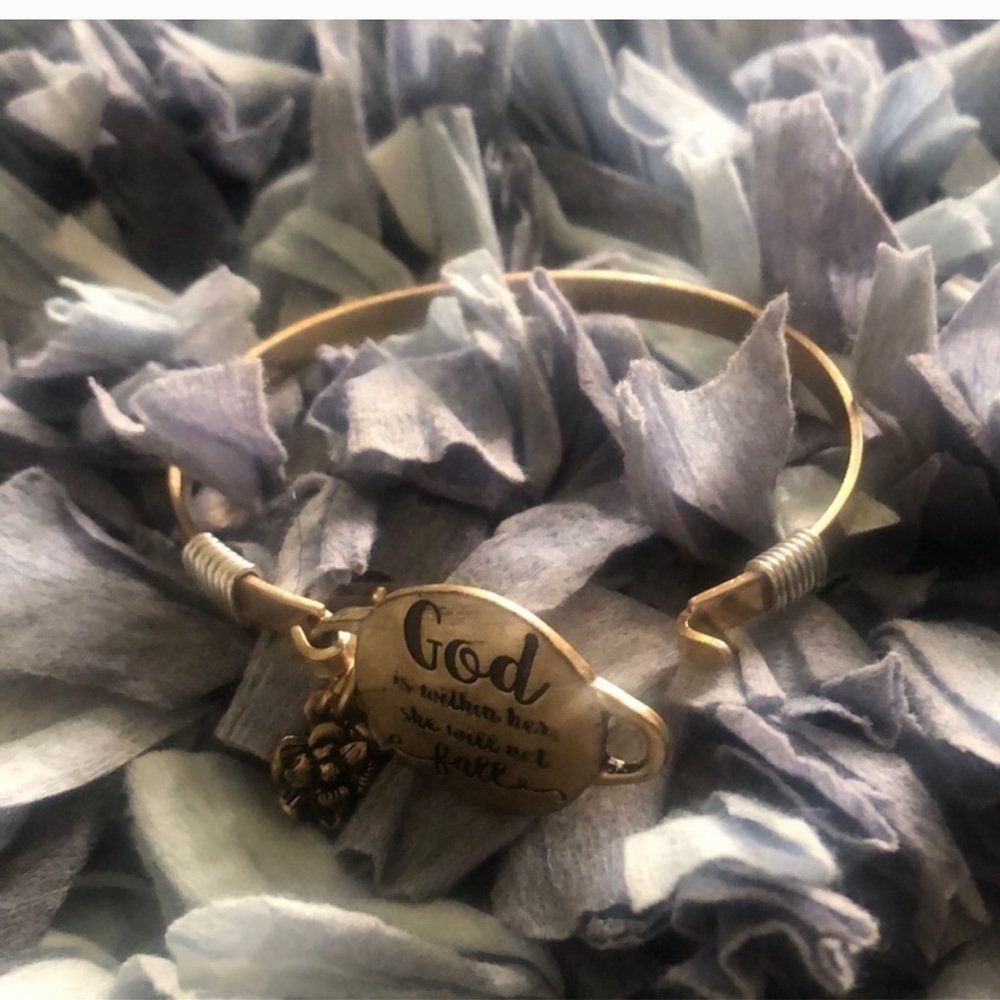 Inspirational gold toned bracelet - Picture 3 of 3